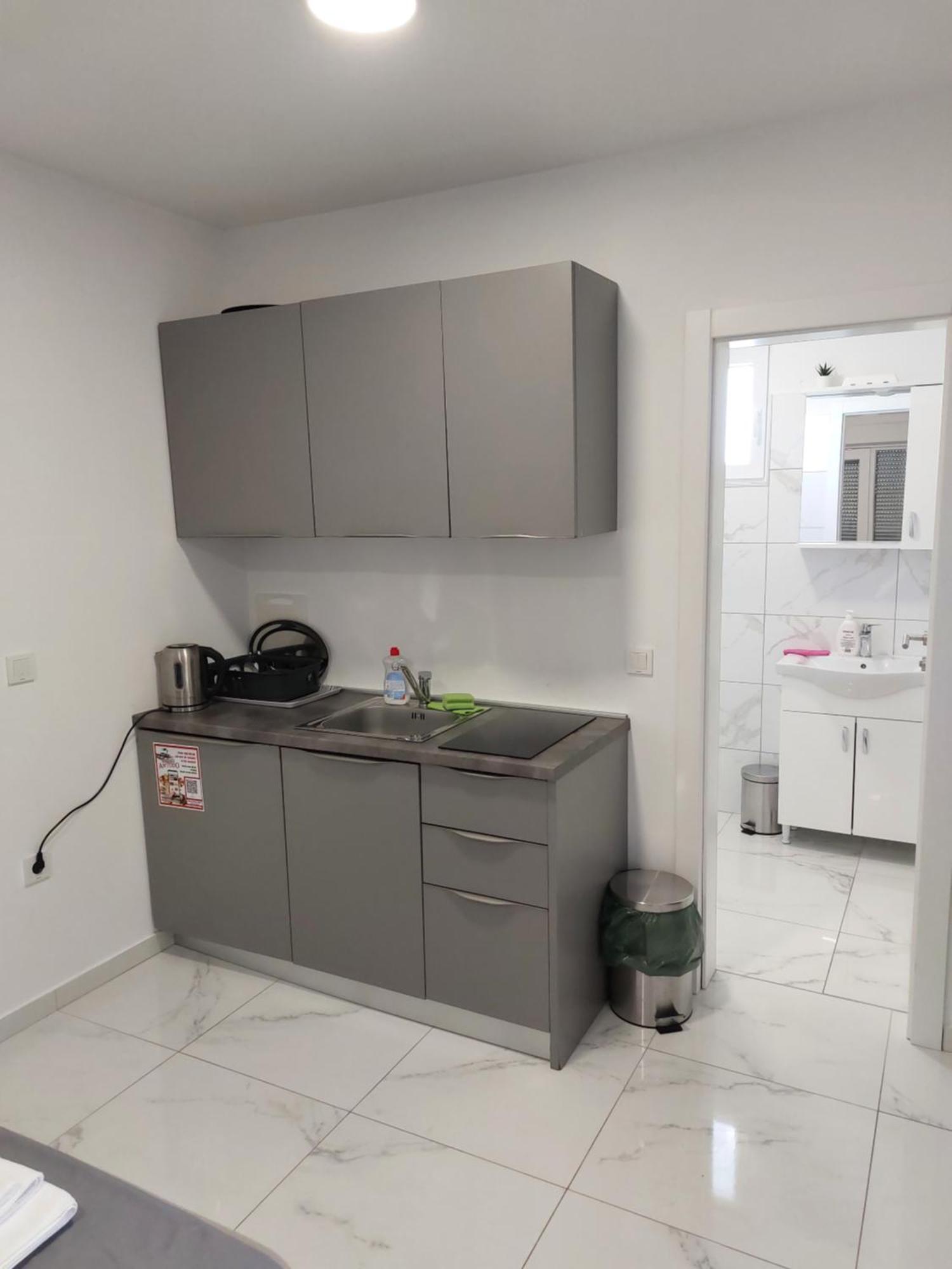 Apartmani Anastasia With Pool, Novalja Bagian luar foto